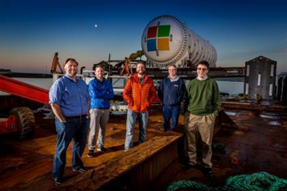 Microsoft drops data centre into the ocean