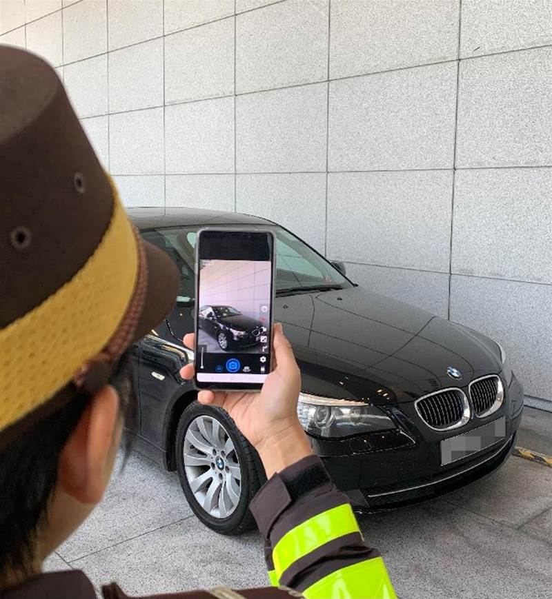 Hong Kong police digitises e-Tickets for traffic offenders