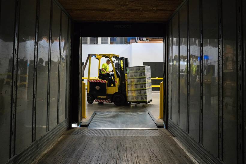 Aldi supplier trials RFID tags on bananas