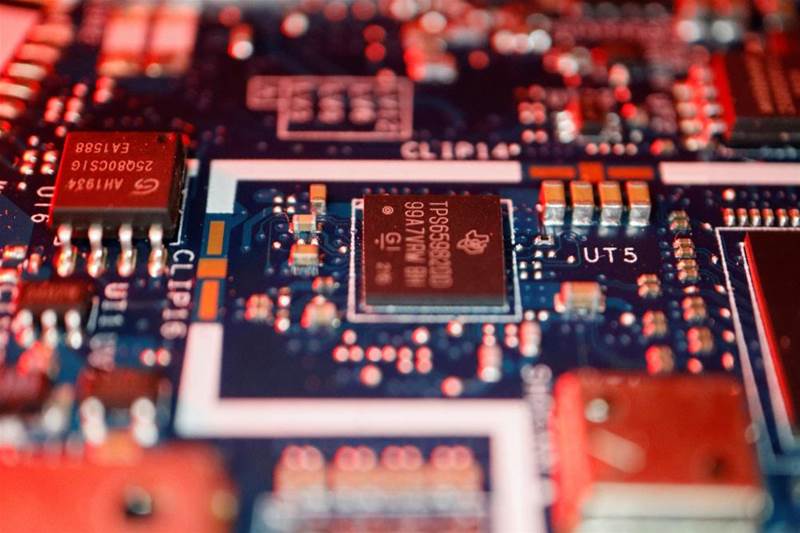 Senators push to ban US government deals with Chinese chipmakers
