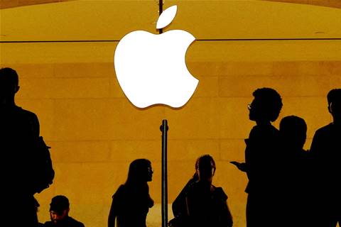 Apple shakes up AI executives in bid to turn around Siri