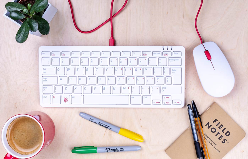 Raspberry Pi launches official mouse and keyboard