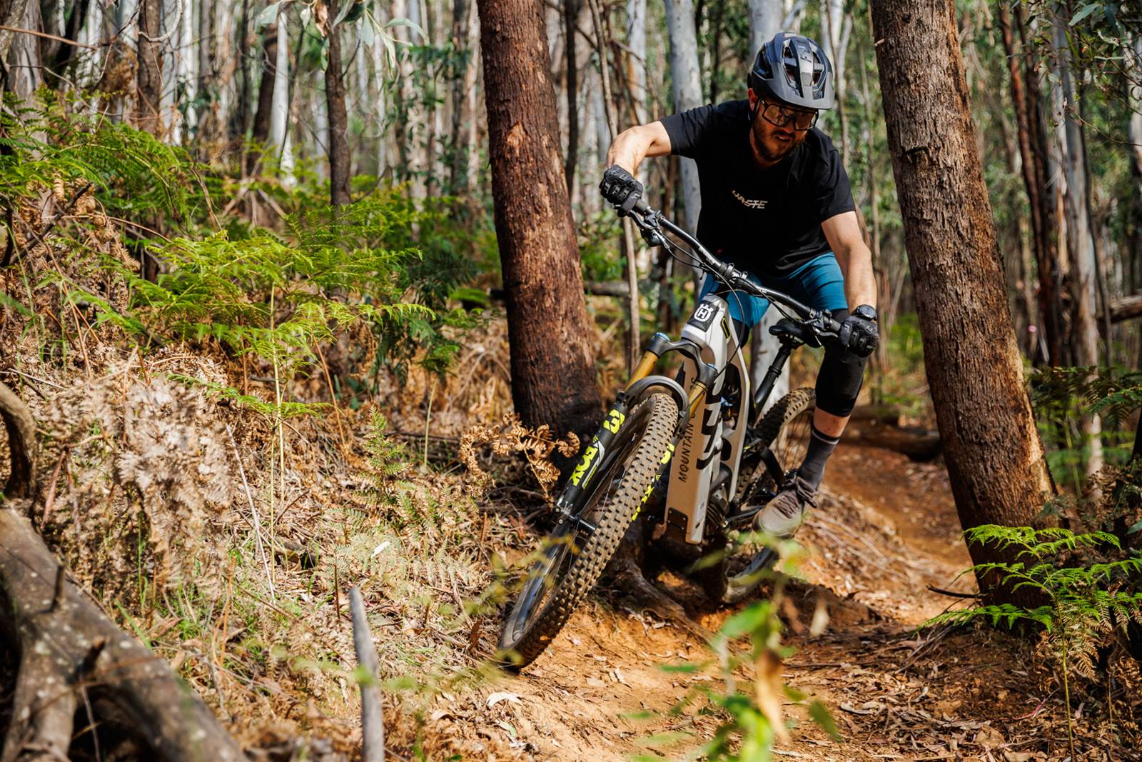 TESTED: 2024 Husqvarna MC6 all-mountain e-bike | AMBmag.com.au