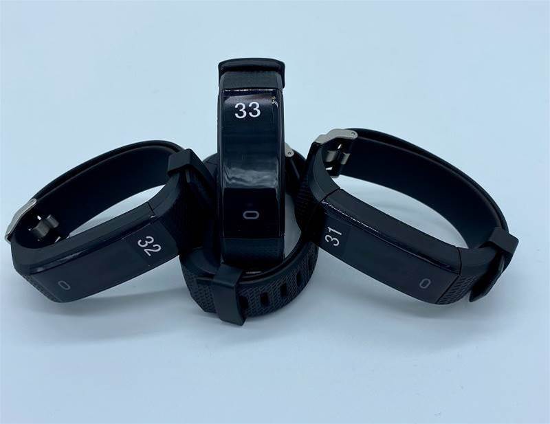 Leash IT begins marketing Social Distancing Bracelet
