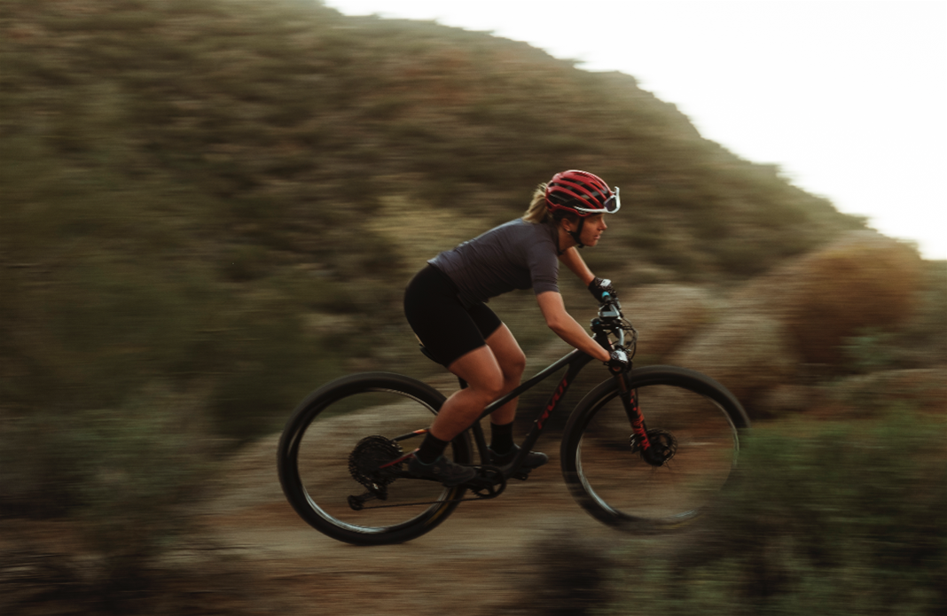 Pivot hardtail discount