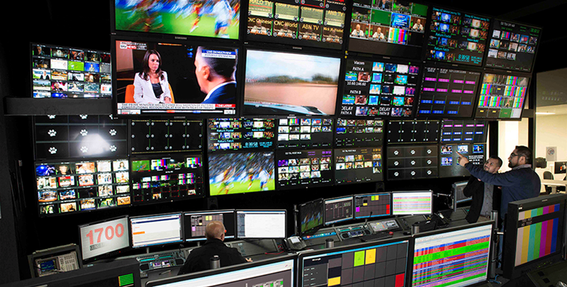 Mitsui to buy 12.7 percent stake in Axiata's digital and analytics unit