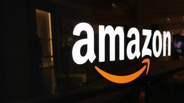 Amazon dedicates team to train ambitious AI model