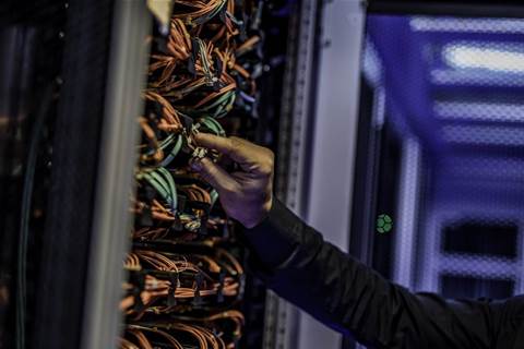 IT contractors dwarf internal staff at biggest Govt agencies