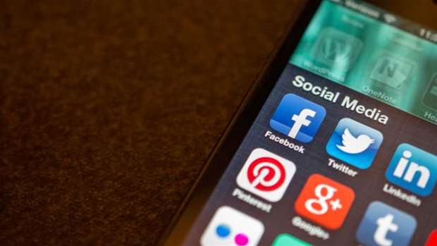 South Korea to probe app store operators