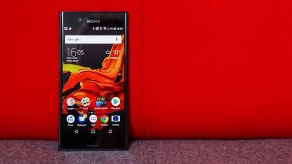 Sony Xperia Xz Premium Review A Pretty Or Pointless 4k Phone Hardware Business It