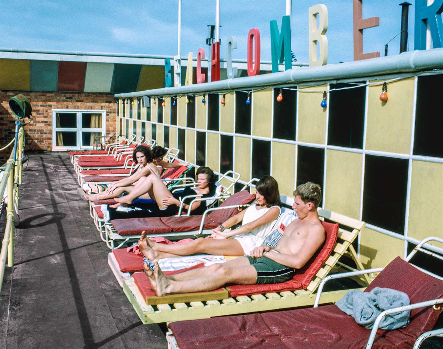 Check Out These Vintage Snaps Of Aussie Motels • Photography • Frankie