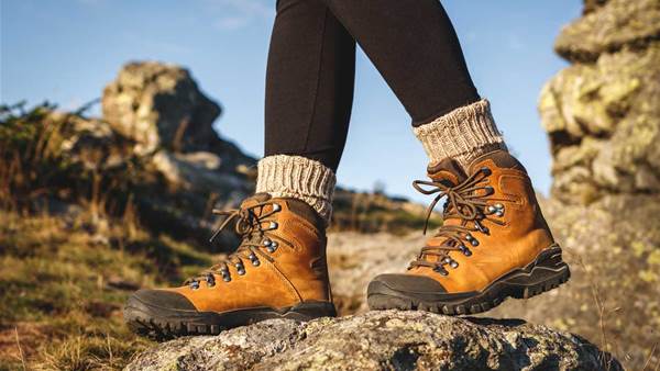 How to Find the Best Hiking Boots, According to a Podiatrist