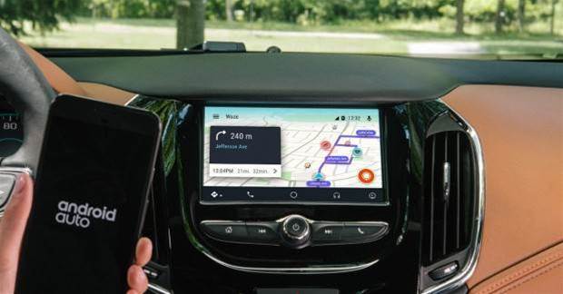 Waze comes to Android Auto
