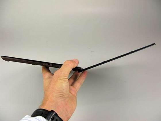 Review: Exclusive First Look Review: Sony's Vaio X might be the thinnest and lightest notebook ever