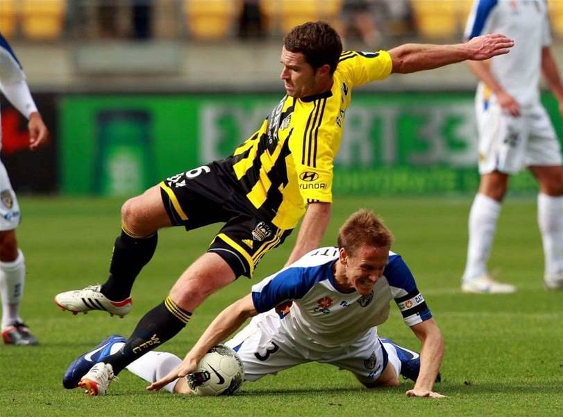 Wellington Phoenix v Gold Coast Pics Wellington Phoenix v Gold Coast Pics