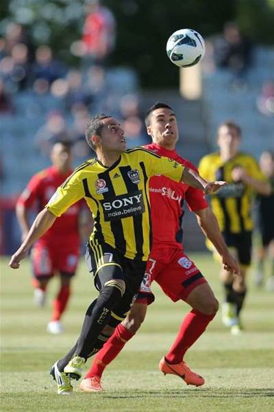 Adelaide v Phoenix Pics Adelaide v Phoenix Pics