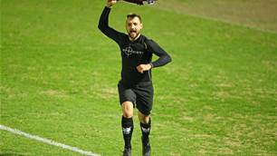 Hume sneak penalty win