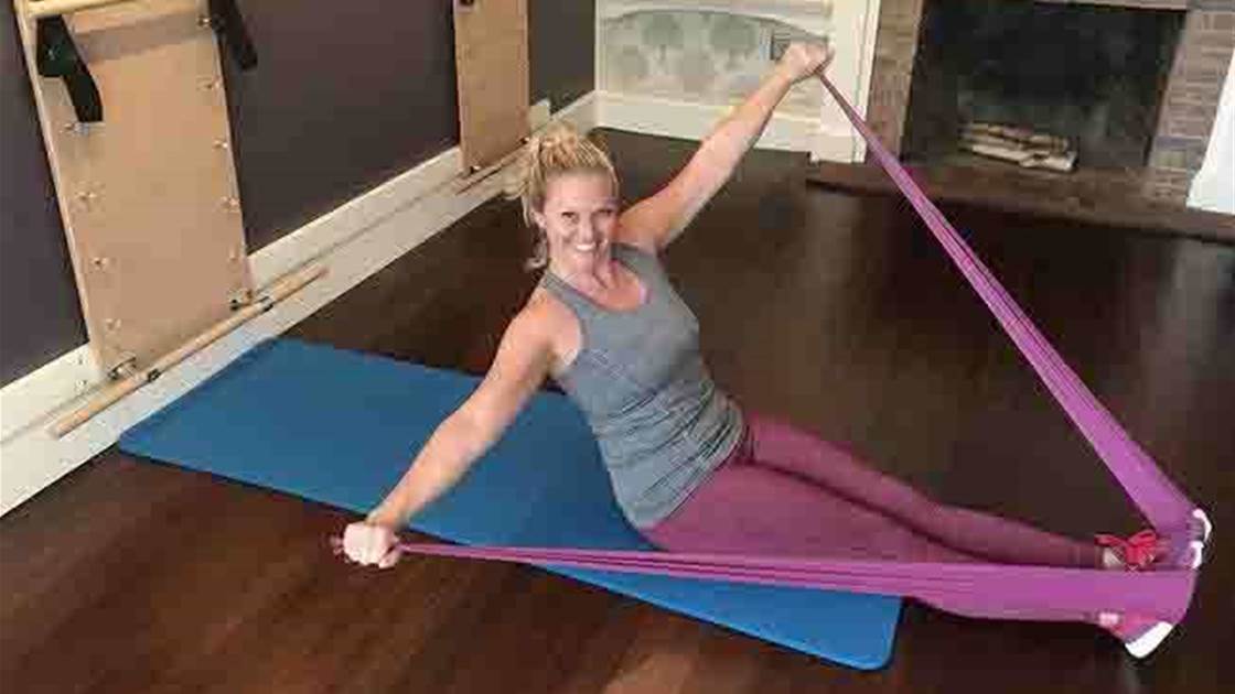 The Core Workout That Uses A Resistance Band To Sculpt Your Abs