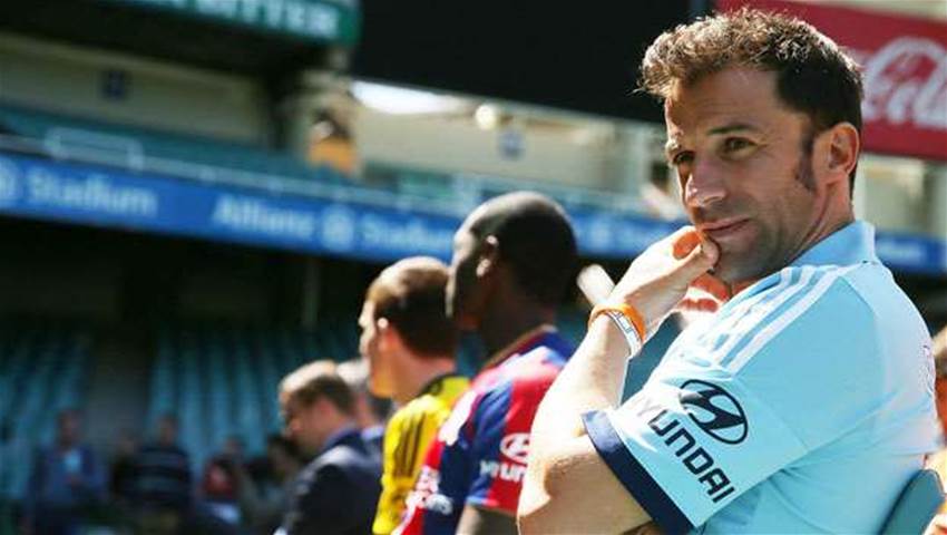 Del Piero coy over Sydney's title chances