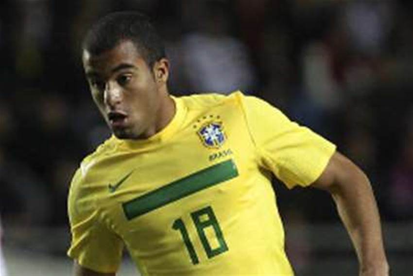 Moura Deal Is Off, Claims Agent Moura Deal Is Off, Claims Agent