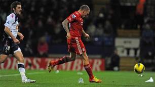 Reo-Coker slams Bellamy