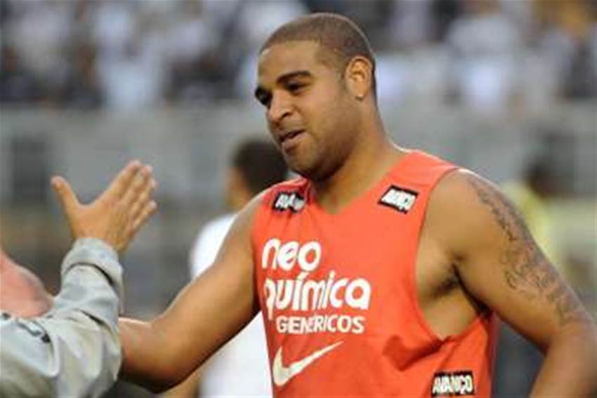 Adriano Unhappy With Criticism Adriano Unhappy With Criticism