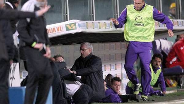 Fiorentina Sack Coach Over Bench Bashing