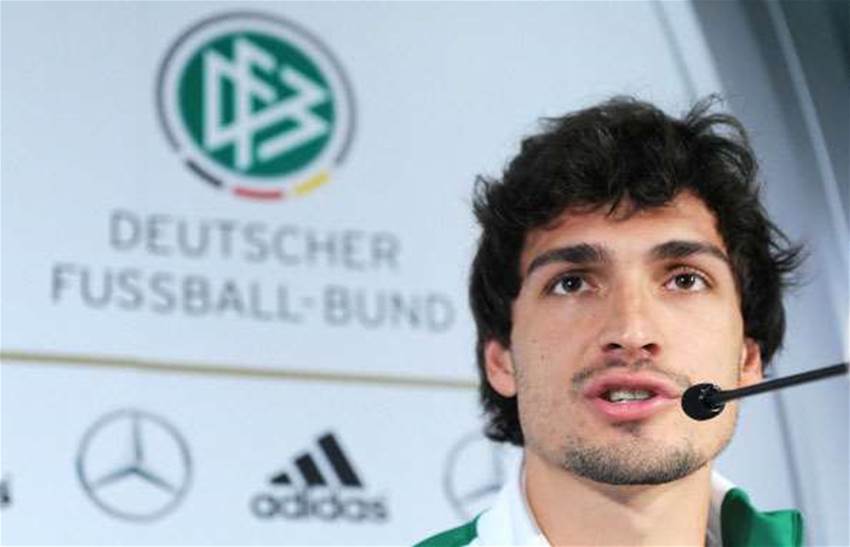 Hummels Extends Dortmund Stay Hummels Extends Dortmund Stay