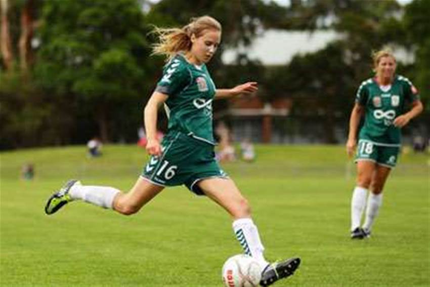 Perry chooses football over cricket Perry chooses football over cricket