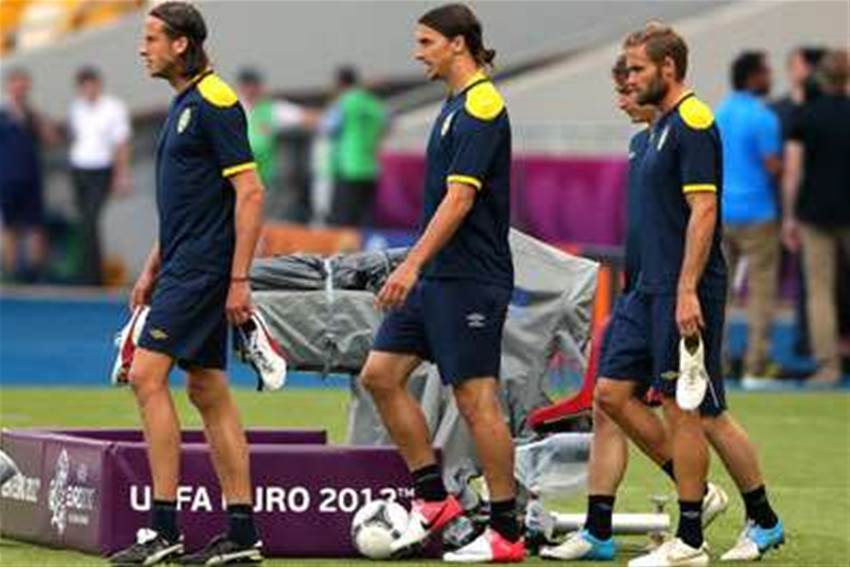 England Pace Worries Olsson England Pace Worries Olsson