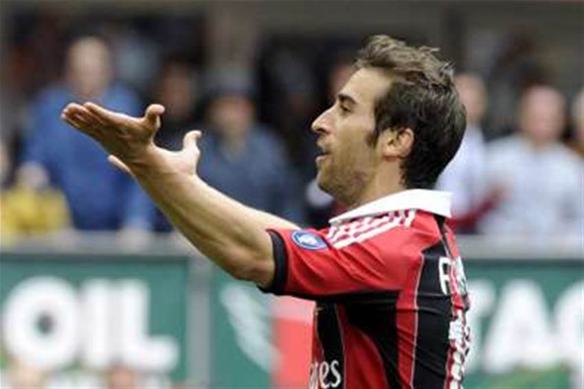 Flamini Signs New Deal With AC Milan Flamini Signs New Deal With AC Milan