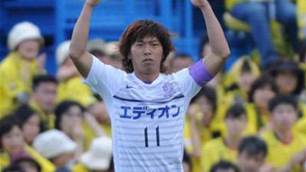 Urawa Close In On J.League Summit