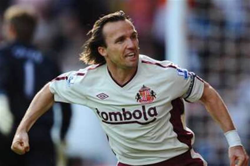 Zenden Lined Up To Assist Benitez  Zenden Lined Up To Assist Benitez