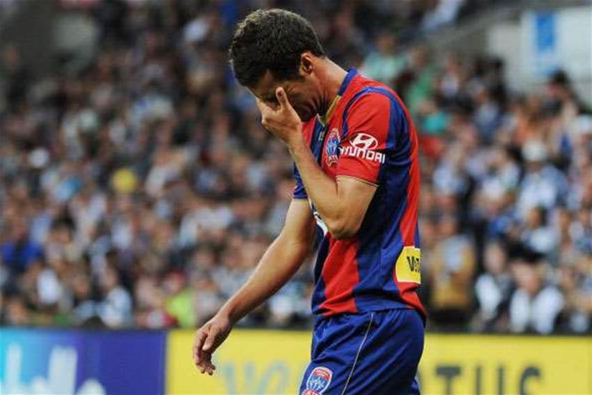 Van Egmond backs beaten youngsters Van Egmond backs beaten youngsters