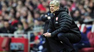 Wenger defends team selection