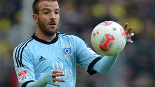Van der Vaart vows to improve