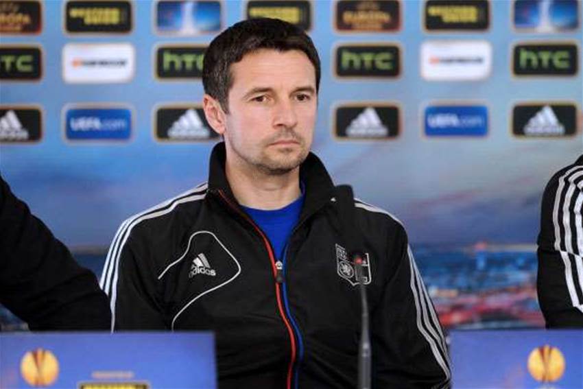 Garde defends Wenger record Garde defends Wenger record
