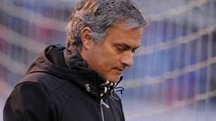 Cruyff questions Mourinho credentials