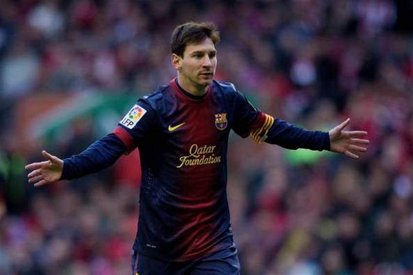 Messi urges Barcelona not to change Messi urges Barcelona not to change