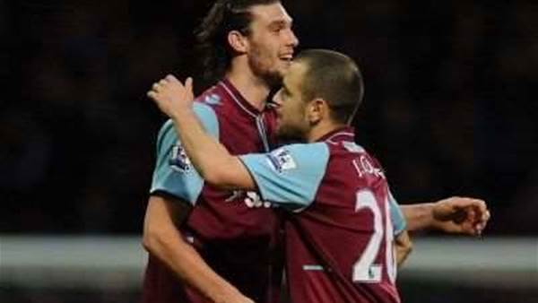 Cole urges Carroll to make West Ham move