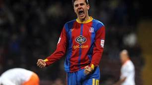 Ramage, Garvan sign new Palace deals