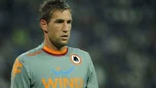 Stekelenburg agent: No Fulham deal yet