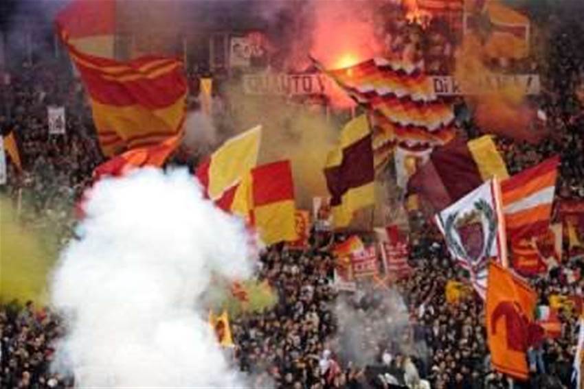 Roma fans stage training ground protest Roma fans stage training ground protest