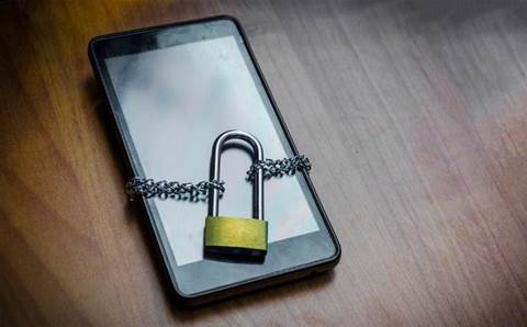 Australia will get mandatory data breach notifications this year