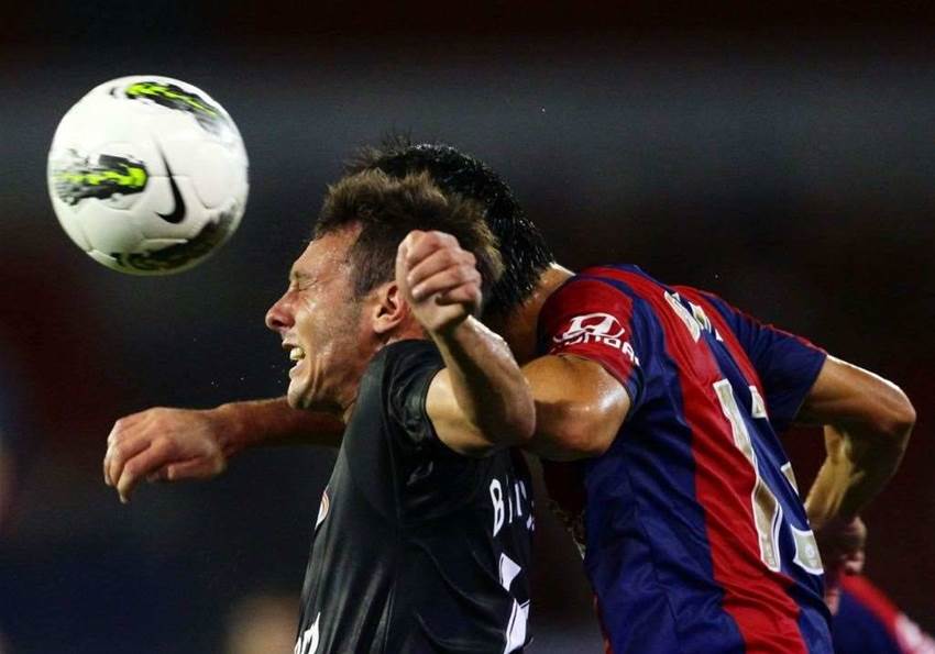 Kossie Rues Another 'Silly Mistake' Kossie Rues Another 'Silly Mistake'