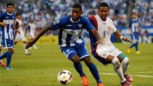 Phoenix sign second Costa Rican