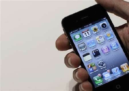 FCC asks Apple, Google to location-tracking forum