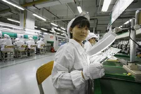 Foxconn to use more robots in assembly lines