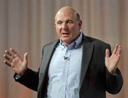 Microsoft CEO bonus lags on phone, tablet results