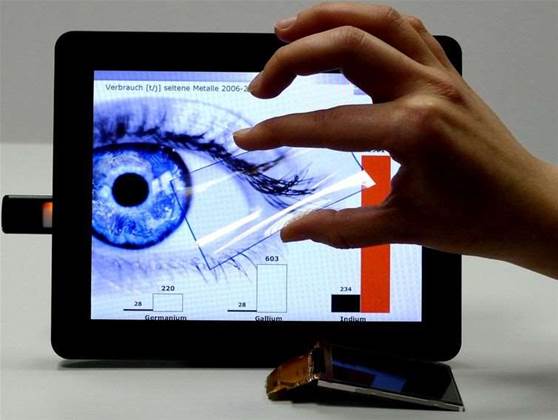 Scientists show off cheap plastic touchscreen